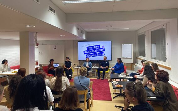 Image showing the Alumni panelists