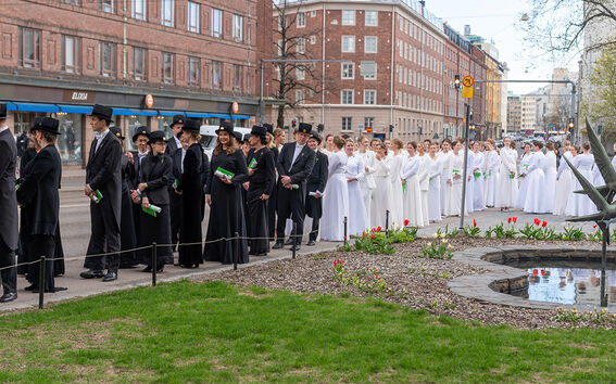 Kauppakorkeakoulun promootiokulkue 2022
