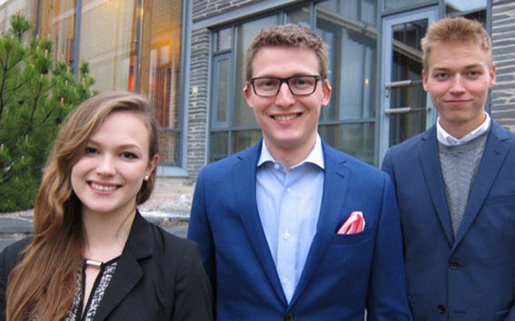 Kauppakorkeakoulun voittoisa tiimi nautti ja koki oppineensa kovatasoisesta kilpailusta.