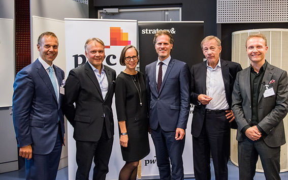 Janne Rajalahti (on the left), Territory Senior Partner, Pwc; Petri Kokko, Director, Google Germany GmbH; Laura Raitio, CEO, Diacor Health Care Services; Stefan Hyttfors; Sixten Korkman, Professor of Practice Aalto University School of Business; Antti Oksanen, Head of Business News YLE

Photo: Ilkka Vuorinen