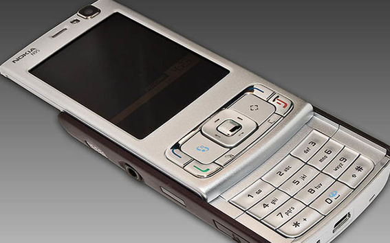 1024px-n95_front-slide-open_en.jpg
