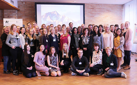 About 60 people, alumni, students and organizational communication faculty, met with old and new friends.