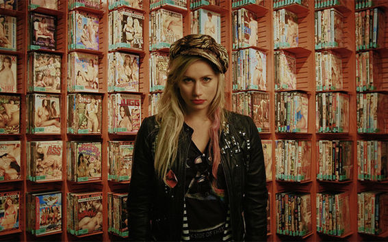 Minka Kuustonen is Krisu, the band leader.