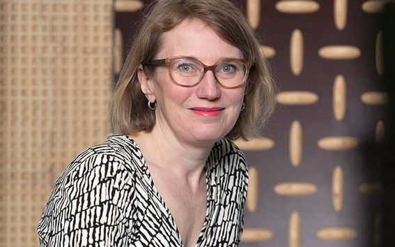 Professori Pirjo Sanaksenaho