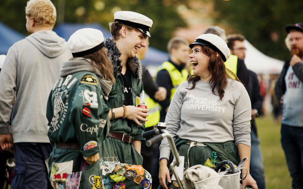 Aalto Image Bank Javor