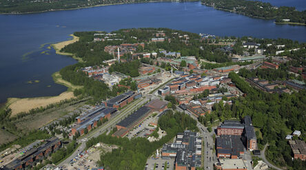 Otaniemen kampus. Suomen Ilmakuva.