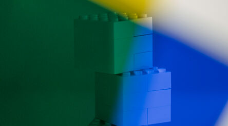 Etätyöpajoissa opimme tekemään erikoisefektejä valokuviin värikalvoilla.