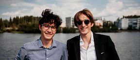The BScBA Porgram students Rainer Kravets and Julius Thimm by the lake in Mikkeli.