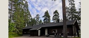 Vierumäen Loma-aika mökki 111 Aalto-yliopisto kuva edestä