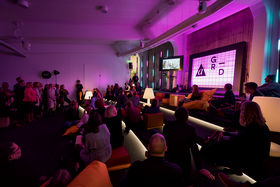 A Grid / tila / kuva: Anni Hanen