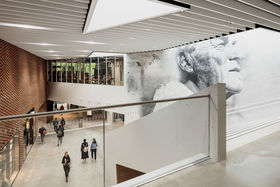 A Bloc yläaula_Tuomas Uusheimo