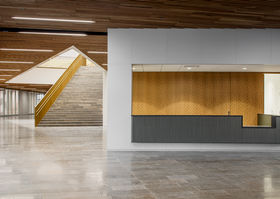 Aalto-yliopisto Kauppakorkeakoulu pohjakerros pääaula Kuva: Mika Huisman / Aalto-yliopisto