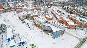 Aalto-yliopisto Kauppakorkeakoulu Väre A Bloc ylhäältä joulukuu 2018 Kuva: Mikko Raskinen / Aalto-yliopisto