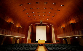 Aalto-yliopisto Töölö juhlasali Kuva: Aki-Pekka Sinikoski