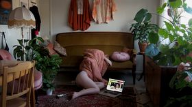 PE2020_SiniHenttu_"I'm always happiest alone"_02