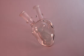 Pevere_Wombs_W02_glassware.