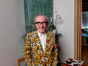 Kaikille avoin luentosarja järjestetään kokonaan etänä Esa Saarisen kotoa käsin.