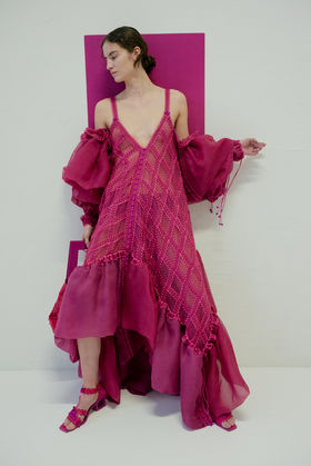 Hyères-finalisti 2021 Sofia Ilmosen mallistosta.