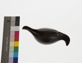 Lintupilli, punasavi (oppilastyö 1970:13) Pensanen, Riitta 1970–1971