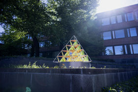 Crystal Flowers exhibition: Collineation Grounds: Tetractys. Photo Mikko Raskinen.