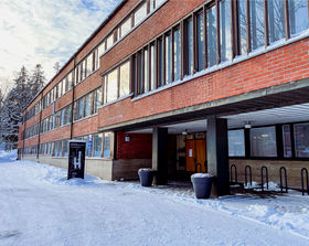 Vuorimiehentie 2 building from the outside.