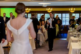 At the conferment dinner, we sing and have fun!