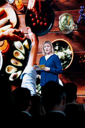 Vilma Sandström puheenvuoro, valokuva Ahti Brummer