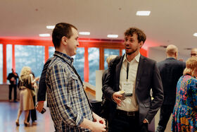 Kahvia ja keskustelua