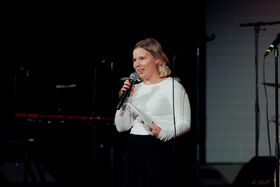 Tilda Leikola lavalla