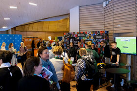 Messualueella paljon ihmisiä