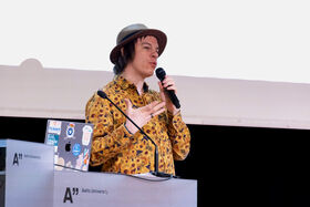 Frank Martela lähikuvassa