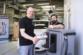 Unified chargers charging station  jukka anttonen matias maenpaa photo Annamari Tolonen