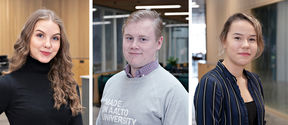 Kuvassa näkyvät kauppatieteiden opiskelijat Aino Piipponen, Joel Nurminiemi ja Milja Mieskolainen. Kuvan otti Roope Kiviranta Aalto-yliopistosta.