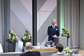 Björn Wahlroos piti Jaakko Honko -luennon 2021. Kuva: Roope Kiviranta