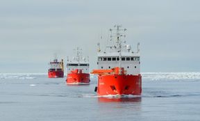 Jäänmurtajia pohjoisella meritiellä
