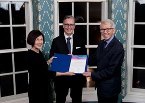 Nokia Säätiön tunnustuspalkinto emeritusprofessori Antti Räisäselle radiotekniikan tutkimuksen ja opetuksen kehittämisestä