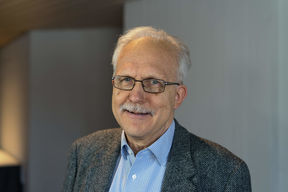 Emeritusprofessori Raimo Kantola