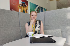 Riina Kostiainen Nokian tiloissa