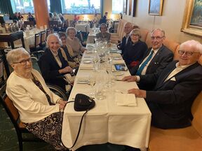 Nine alumni of the class '52 met in restaurant Elite in May 2025.