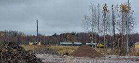 Deep mixing with low carbon binders on two column deep mixing machinery on clay soft soil. Photo J. Forsman 30.10.2025