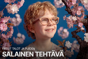 Kiharatukkainen lapsi kukkivien vaaleanpunaisten oksien keskellä, sininen tausta ja teksti