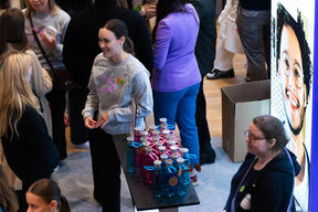 Accenturen osasto Aalto Talent Expo 2024 -tapahtumassa. Kuva: nn