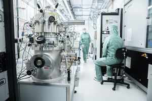 The researchers utilized the exceptional facilities of Micronova Nanofabrication Cleanroom. Photo: Aalto University / Mikko Raskinen