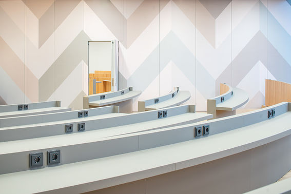 Aalto-yliopisto Kauppakorkeakoulu luentosali Kuva: Mika Huisman / Aalto-yliopisto