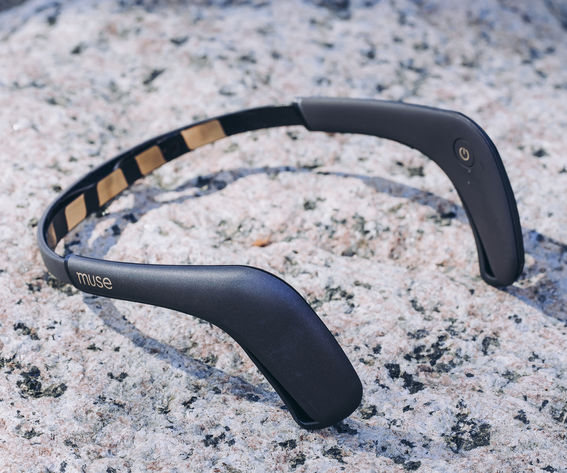 Virtuaalinen laite, kuva: Aleksi Poutanen