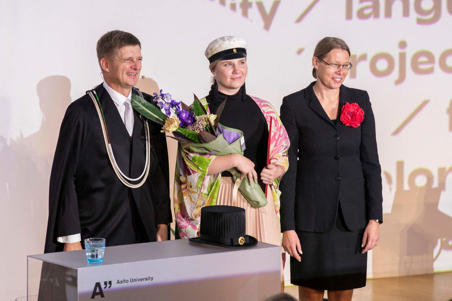 The Community award was collected by Niina Palm from AYY (in the middle).