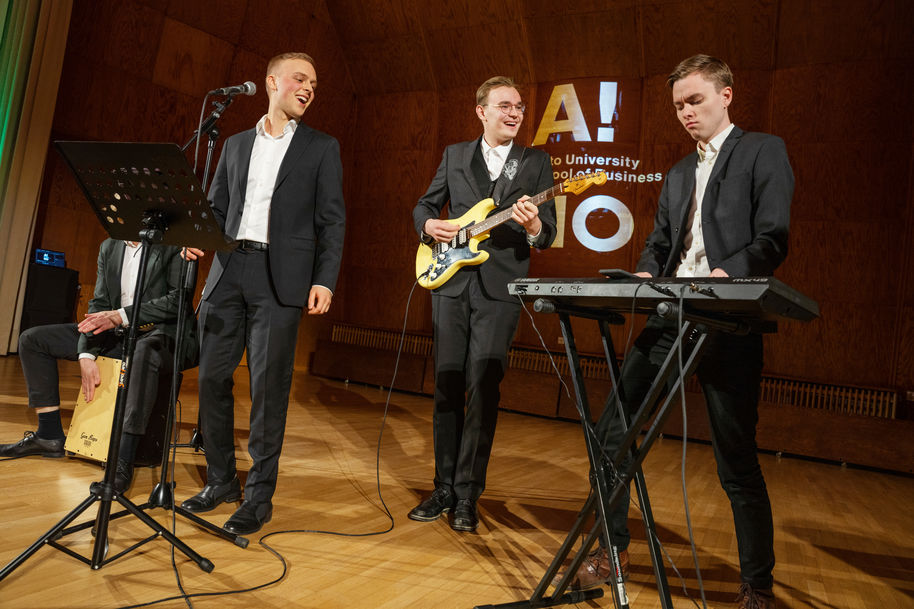 aKYstic-bändi, #kauppis110. Kuva: Heli Sorjonen