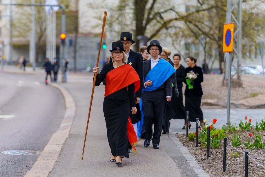 Kauppakorkeakoulun promootiokulkue