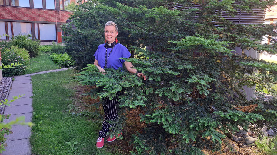 Kristiina Huotari in the courtyard.