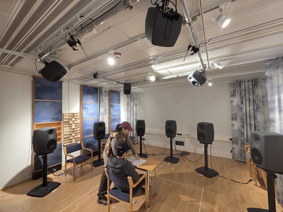 Listening room Otala